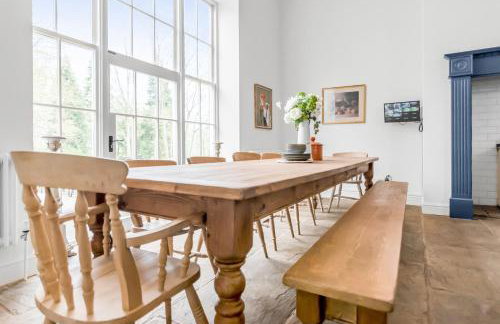 Beccles Georgian Mansion l 9 Bedrooms, Hot Tub & Parkland - Foto 48