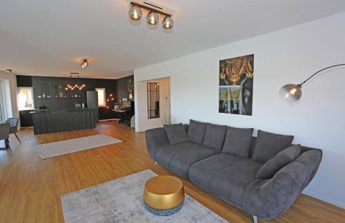 Exklusive Wohnung mit Balkon und direktem Rheinblick mit 2 Schlafzimmern für bis zu 5 Gäste - Foto 17