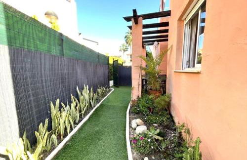Casa Di Cotro bajo con gran jardín - Foto 14
