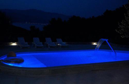 Villa Broč - Photo 88