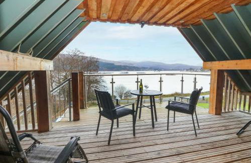 The Apartment - Photo 26