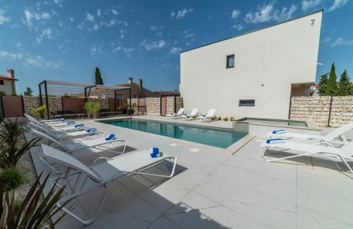 PINNA RESIDENCE - Datul - Foto 7