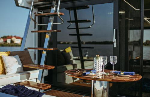 Hausboot mit Traumlage in Lübeck-Travemünde - Foto 23