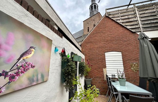 Apartment in the Fortified With Private Garden - Photo 45