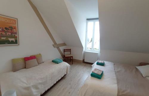 Big Townhouse In Paray Le Monial For 25 People - Foto 16