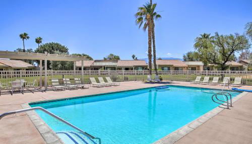 Pet-Friendly Stay with Patio in Palm Desert Resort! - Foto 2