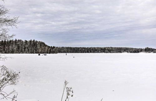 Phillips Cabin with Lake Views and Private Dock! - Foto 3