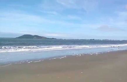 Linda casa c/ piscina e conforto próximo do Mar - Foto 29