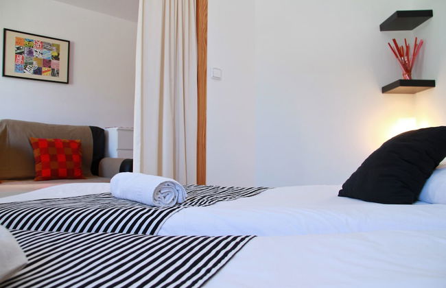 Inside Plaza Sierra Nevada - Foto 6