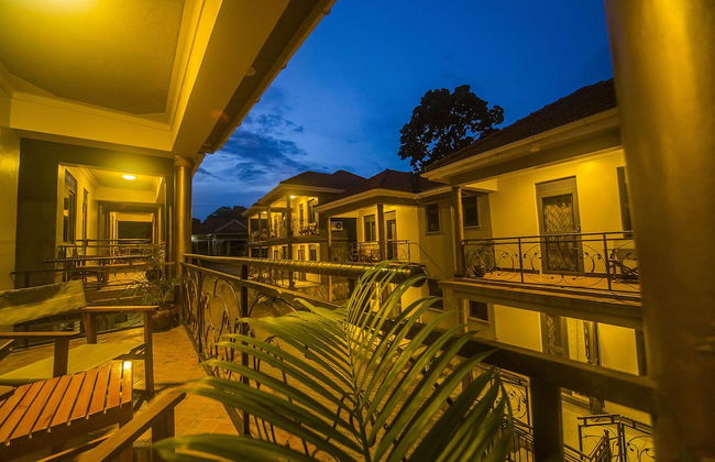 Victoria Breeze Hotel Apartment - Photo 11