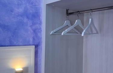 BelSorriso Varese 2 - Elegance City Residence with Private Parking -Reservation Required- - Foto 7