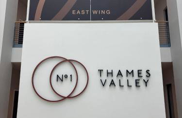 Modern Studio in Bracknell with free Parking - Photo 5