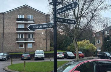 Bright and Spacious 2 Bed Flat Sleeps 5 - Foto 20