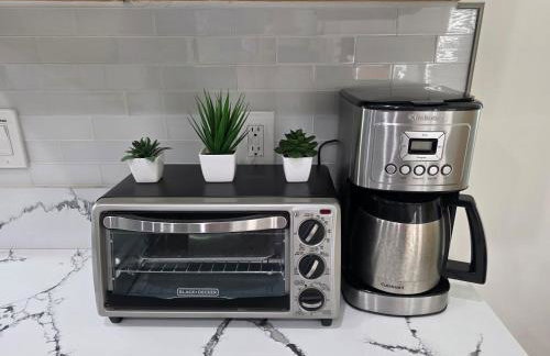 Mountains Views with Pool & Basketball, Relax & Play! - Foto 58