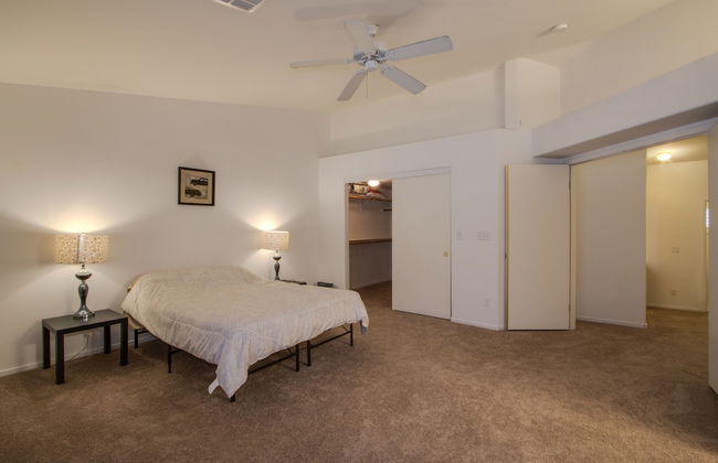 Beautiful Townhome with Pool - Foto 2