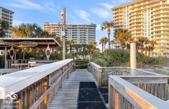 Picture Perfect 2 Bedroom Condo by RedAwning - Foto 50