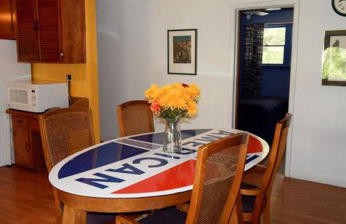 Secluded Cabin Rental for a Large Group Getaway on the Shenandoah River near Luray, Virginia - Photo 21