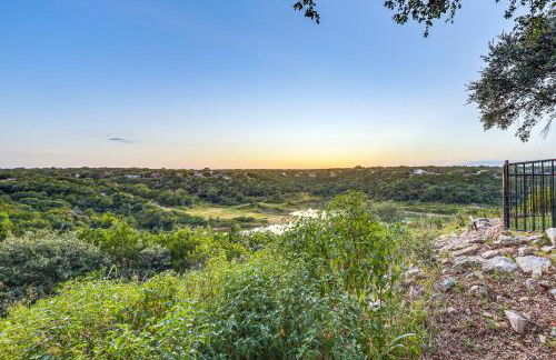 Italian-Styled Home with Lake Views and Private Pool - Photo 29