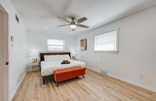 Stunning Dallas Home w Beautiful Yard Big Groups - Foto 17