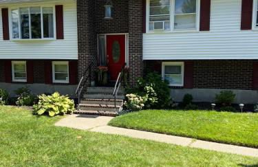 Lovely Home, centrally located! - Photo 17