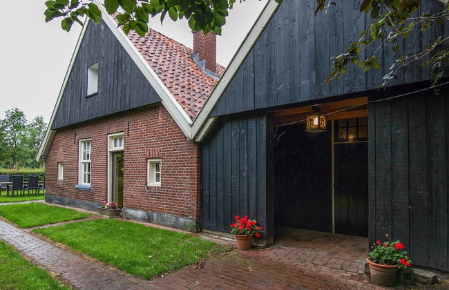 Farmhouse in Enschede Near Forest - Foto 1