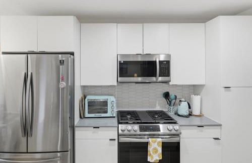 New Tiffany Blue Home on UT Campus, Moody with Dedicated Parking - Foto 10