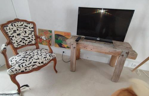 Maison rétaise au cœur du village d'Ars en ré - Foto 6