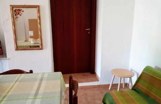 Tertenia Ground Floor South 3 min Walk From the sea - Photo 2