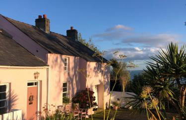 The Pink Cottage upstairs suite & Garden Summer Room - Foto 13