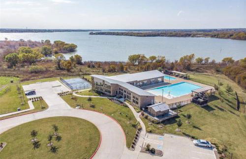 Beautiful home next to PGA guest suite Frisco - Photo 9