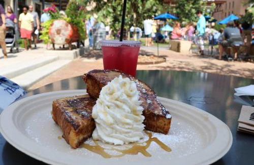 Downtown View Cozy 2br/1ba Home Sleeps 8 - Foto 40