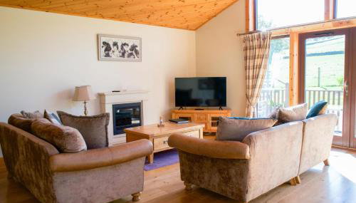 Plum Tree Lodge - Photo 3