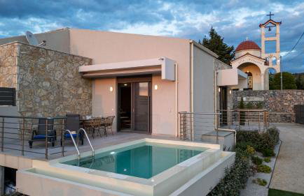 A V Luxury Apartments with Private Pools - Photo 43