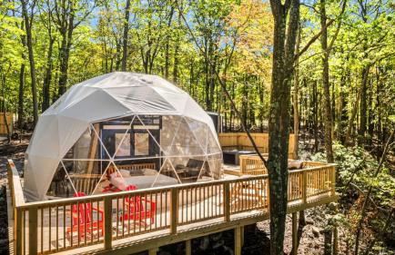 Luxe 2 Bed Dome w Hot Tub Deck Fire Pit & Bath - Foto 2