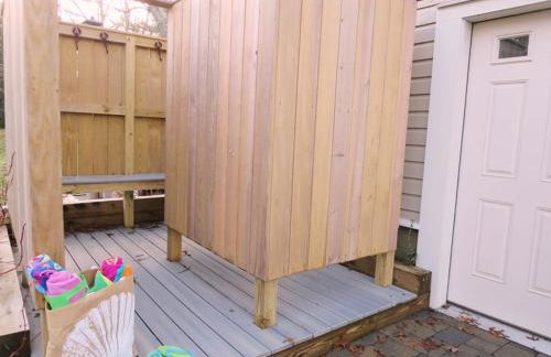 Long Pond Escape—Decks, Kayaks Fishing - Photo 36