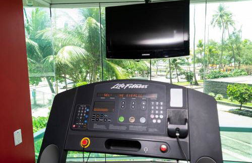 2704 Flat Beira Mar Av Boa viagem Vista Deslumbrante e com cozinha - Foto 34