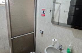 Casa ampla mobiliada com estacionamento para até 5 veículos - Foto 38