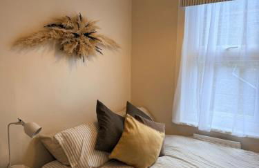 2 bed apartment close to beach - Foto 16