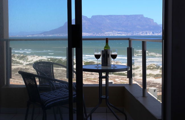 Stay Spectacular - Photo 53