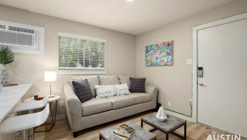 Easy Access to UT Campus Shared Pool and Parking - Foto 5