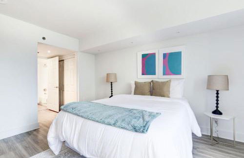 Elegant 2BR Apartment Minutes From DC - Foto 24