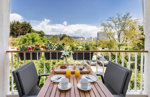 Modern Apartment with Balcony, Bikes & Parking - PINNACLE - Foto 14