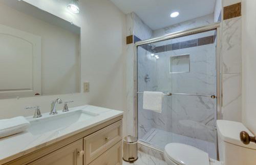 Waterfront Sherrills Ford Home with Pool and Boat Dock - Foto 29