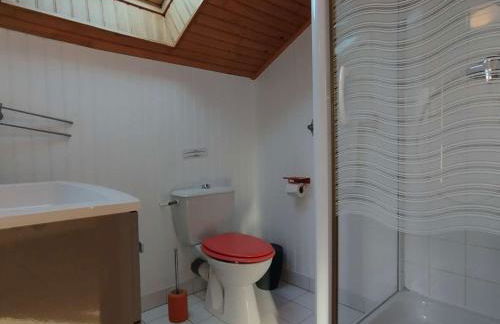 Chalet cosy au vert pour 6 avec piscine et Wi-Fi, proche Souillac - FR-1-828-3 - Foto 20