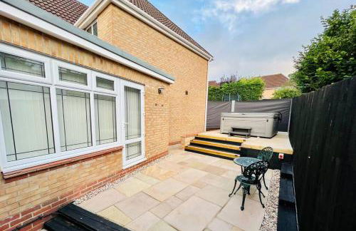 The Bear Loft Plus - Includes Hot Tub & Games Room - Foto 11