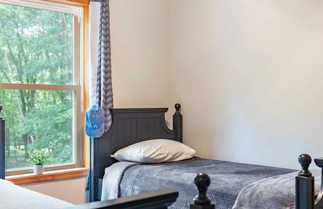 The Nest at Brier Crest by Avantstay Game Room, Expansive Deck & Fire Pit - Photo 7