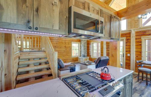 Peaceful Wyoming Cabin with Spacious Deck and Wet Bar! - Foto 10