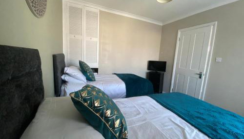 By Buildersbeds - Hill House 3 Bedrooms - Foto 5