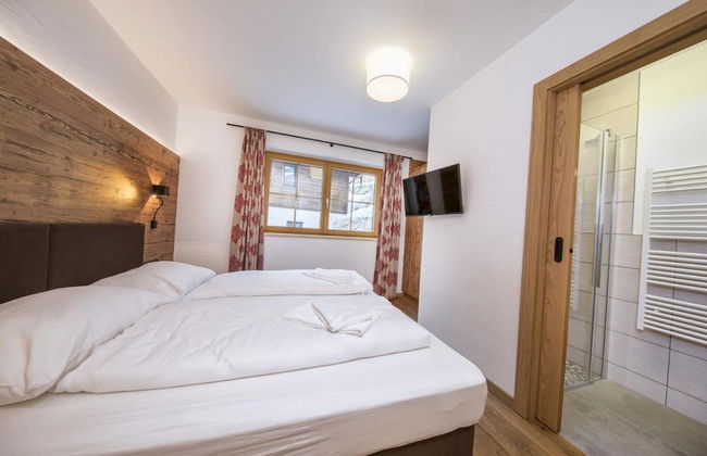 Affluent Chalet in Neukirchen near Wildkogel Ski Arena - Photo 3