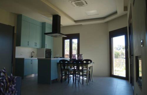 ΒΙΛΑ ΧΡΥΣΟΥΛΑ - Photo 11